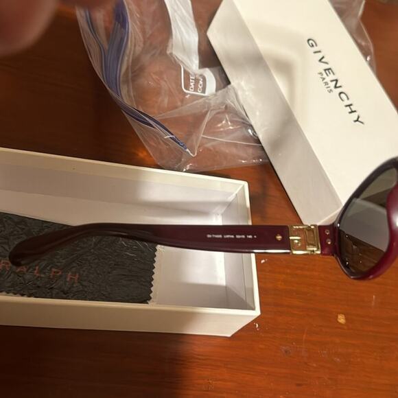 Givenchy 52mm Burgandy Oval Sunglasses main image 10